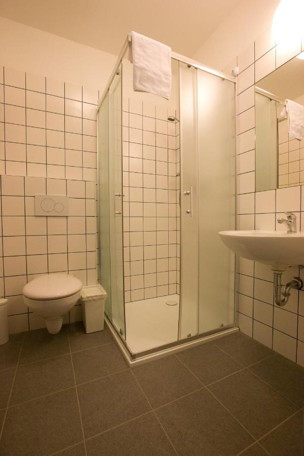 Hostel U Zlateho Kohouta Кромержиж Экстерьер фото